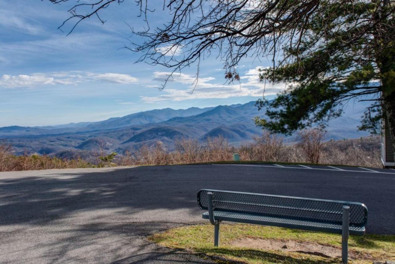 Smoky Mountains Studio With Balcony Gatlinburg Dış mekan fotoğraf